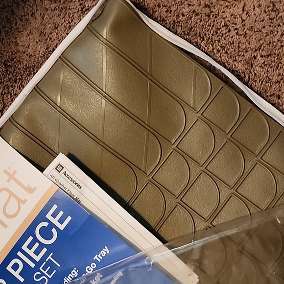 Car go mat 3 piece set - Picture 5 of 5